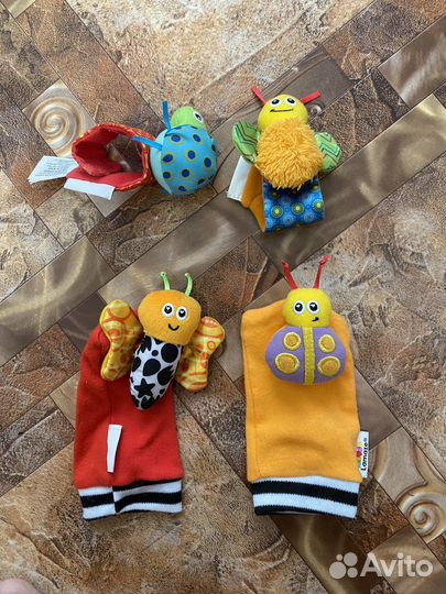 Носочки и браслеты погремушки