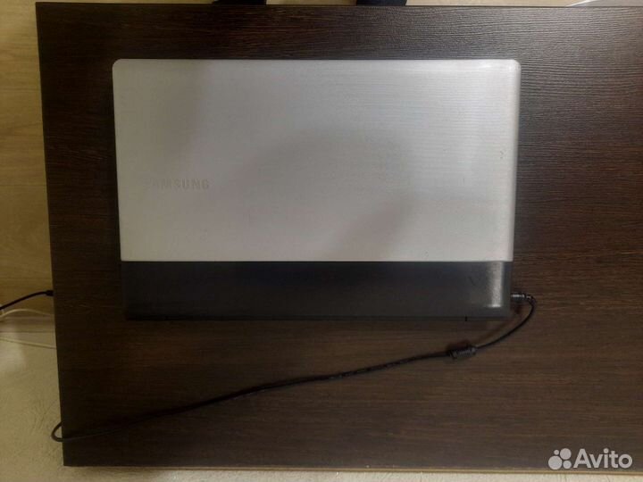 Ноутбук samsung