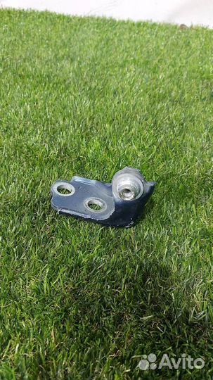 Петля двери левой Ford Explorer 6 U625 2020