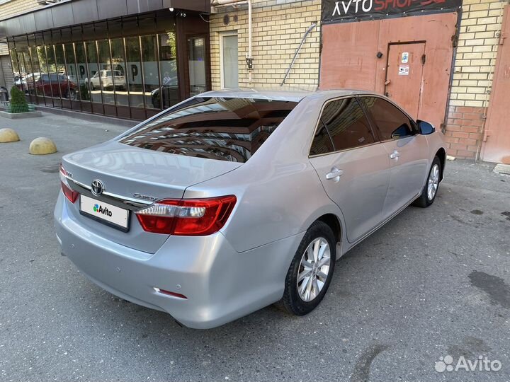 Toyota Camry 2.0 AT, 2012, 320 000 км