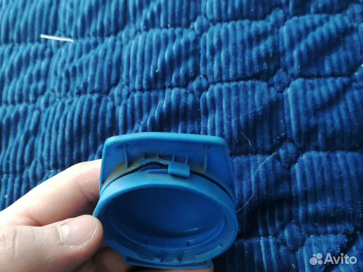 Крышка бочка омывателя vag