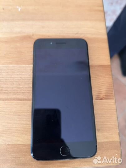 Телефон iPhone 8 plus