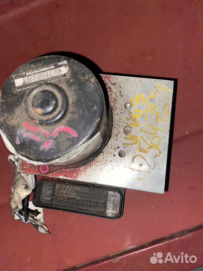 Блок ABS на мерседес C class W203