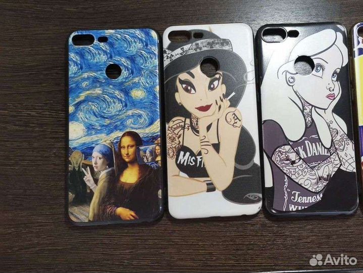 Чехлы на телефон