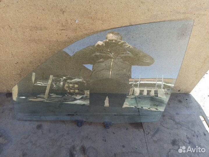 Стекло переднее левое Hyundai Sonata EF 1998-2013