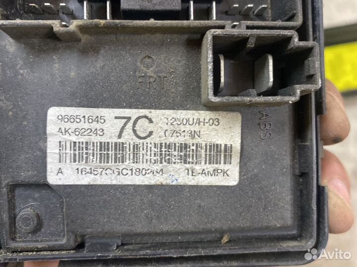 Блок предохранителей Chevrolet Aveo T250
