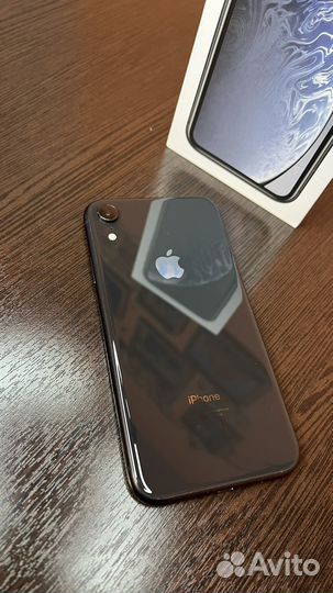 iPhone Xr, 128 ГБ