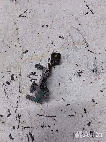 Ручка открывания бензобака Mazda 323 BF