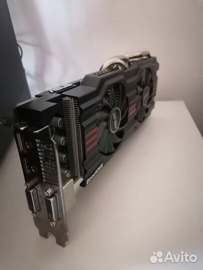 Asus Radeon HD 7870 2gb