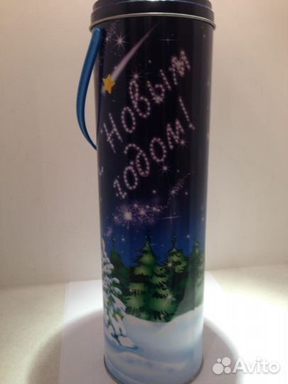 Металлический тубус для новогоднего подарка