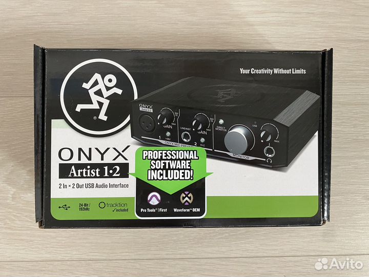 Внешняя звуковая карта Mackie Onyx Artist 12