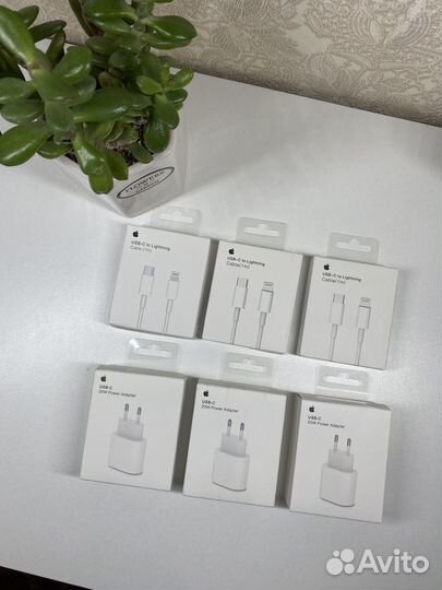 Зарядное устройство для iPhone