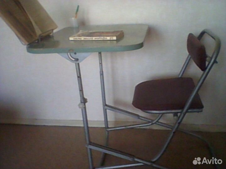 Детский стол парта для начинающих