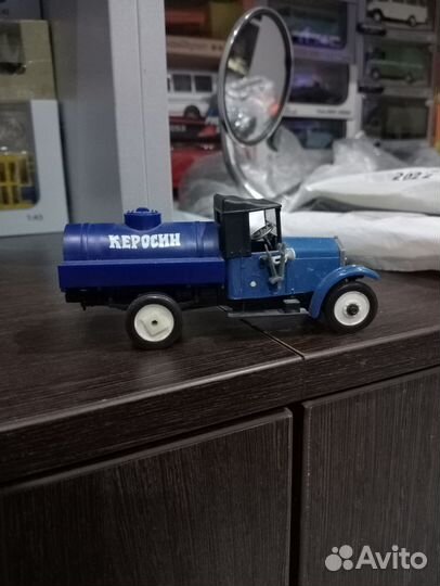 Модель грузовика амо - Ф-15