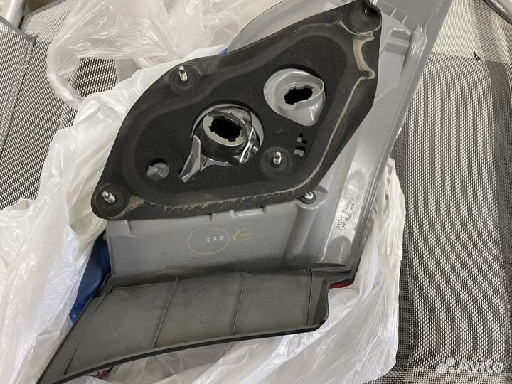 Задний фонарь Камри 50