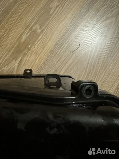 Корпус блока управления двигателем lexus is250