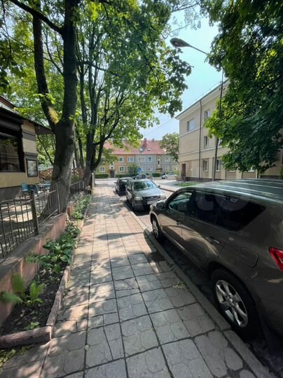 2-к. квартира, 46 м², 1/3 эт.