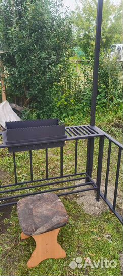 Мангал с крышей