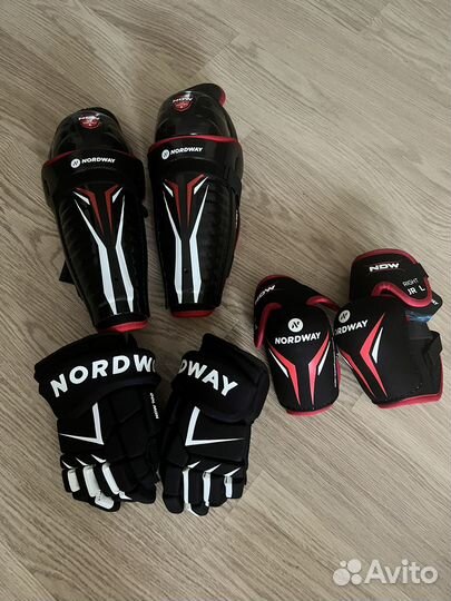 Налокотники хоккейные детские