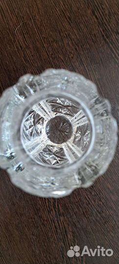 Хрустальная ваза для цветов