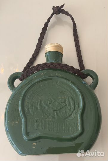 Сувенирная коллекционная бутылка 