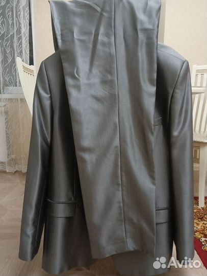 Мужской классический костюм