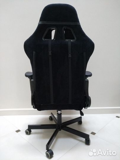 Компьютерное кресло Zombie viking 5 aero игровое