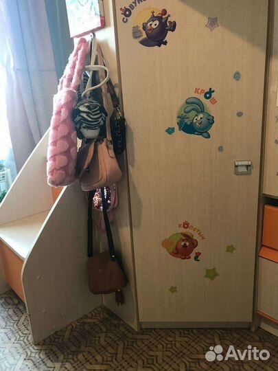 Двухъярусная кровать со столом и матрасом бу