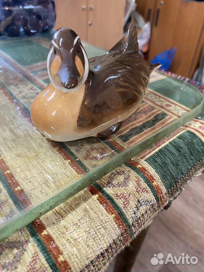 Утка фарфор