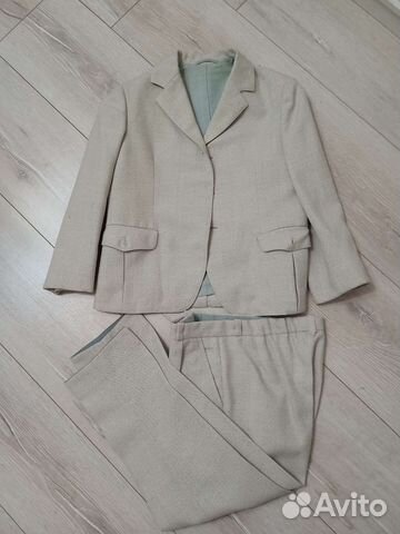 Костюм брючный детский б/у на 4-5 лет