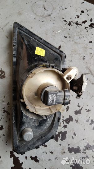 Фара противотуманная левая Форд Мондео 3