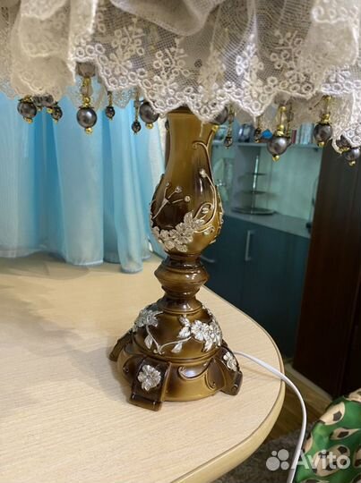 Светильник настольный