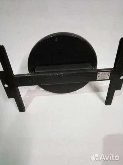 Поворотный кронштейн