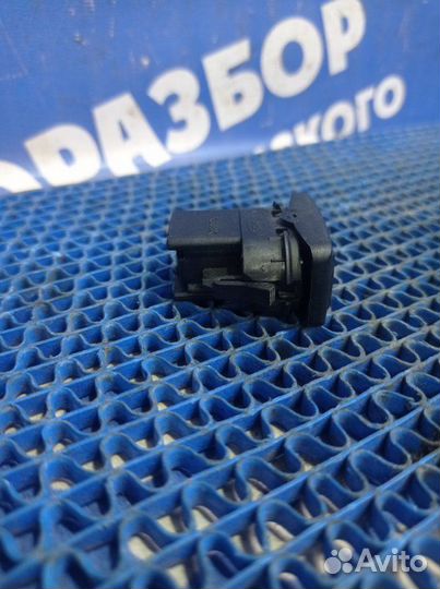 Кнопка стеклоподъемника Ford Focus 2 универсал