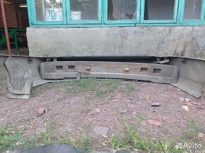 Задний бампер от hyundai accent