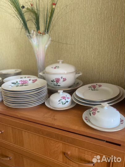 Столовый Сервиз Кахла.73предмета