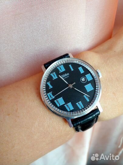 Часы слава механические винтажные