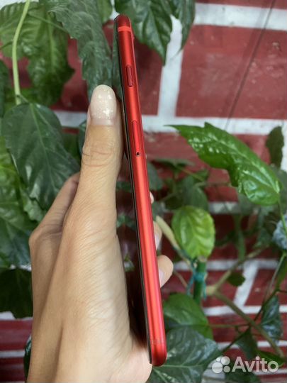 Телефон iPhone 8 plus 64гб как новый