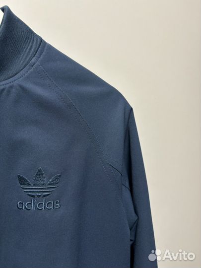 Куртка бомбер adidas