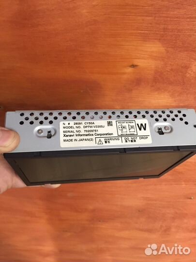 Монитор от Nissan Serena c25