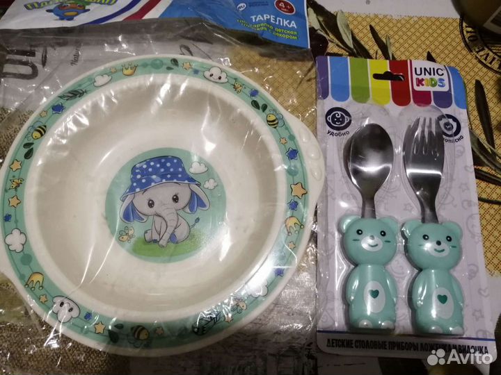 Поильник - непроливайка, тарелка, столовые приборы