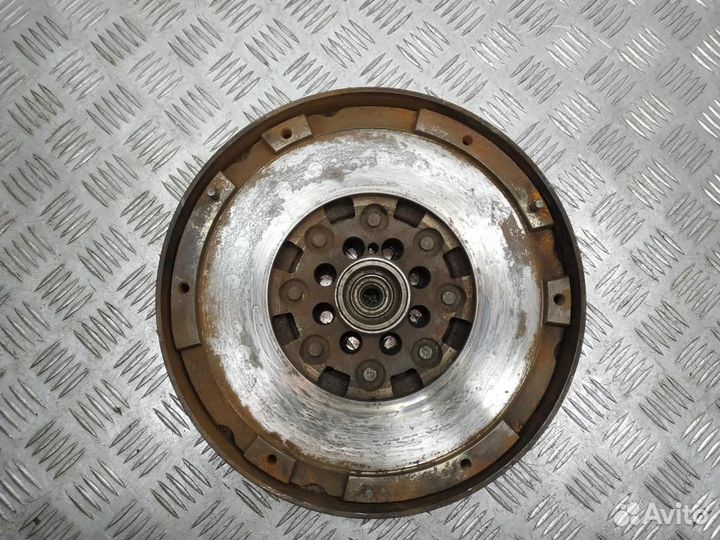 Маховик Mercedes-Benz Vito W638 2001 A6110300605