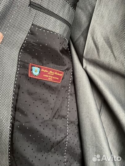 Мужской серый классический костюм macho Туриця