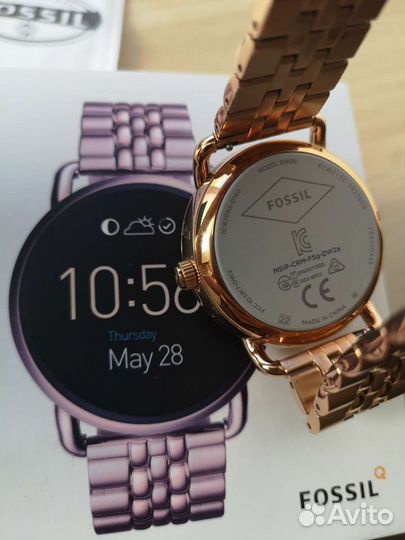 Умные часы Fossil Q Wander