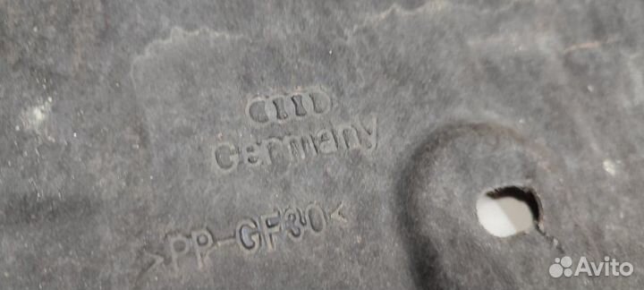 Защита днища левая Audi A6 4G CGW 18.04.2011