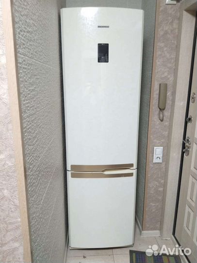 Холодильник Samsung бу