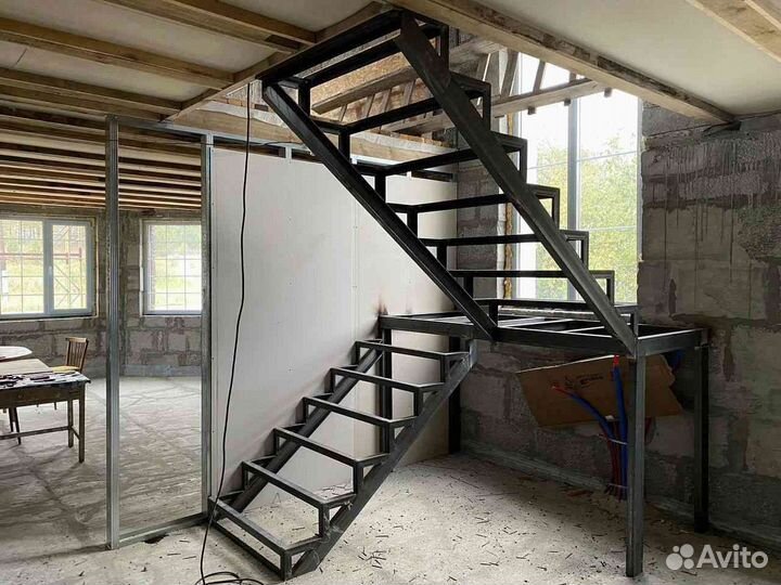 Лестница металлическая с доставкой