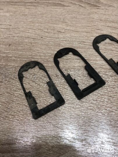 Уплотнительные резинки ручек Фольксваген Тоуран