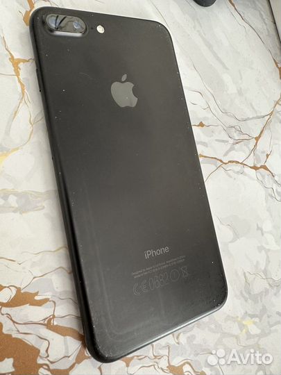 Телефон iPhone 7 plus 128гб