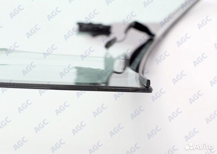 Лобовое стекло Volkswagen polo V 4D сед замена за
